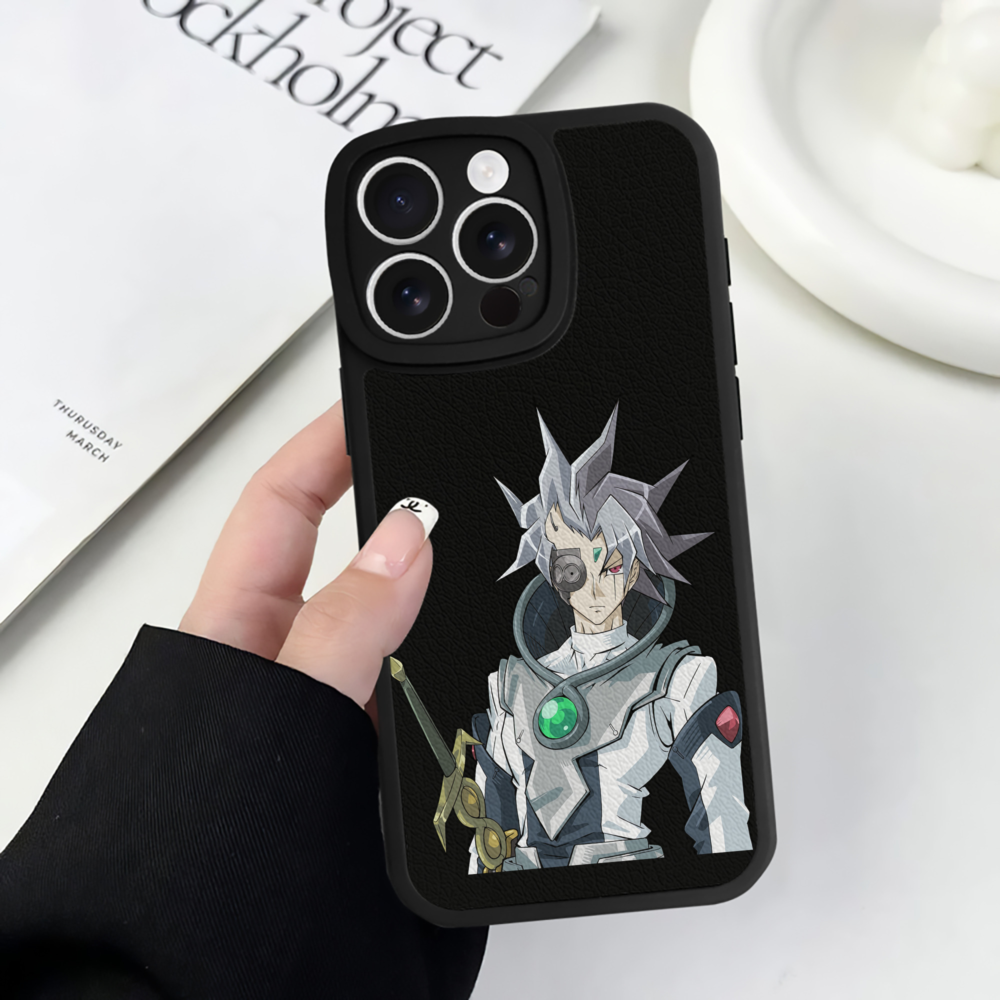 遊☆戯☆王 Yu-Gi-Oh! 【iPhone 16シリーズ対応】シリコンスマホケース（レザー調） 材質：シリコン